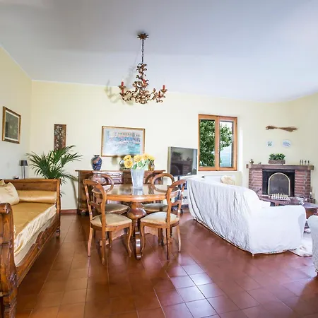 Willa Casa Del Bosco - Vista Mozzafiato & Parco 4 Ettari Bobbio